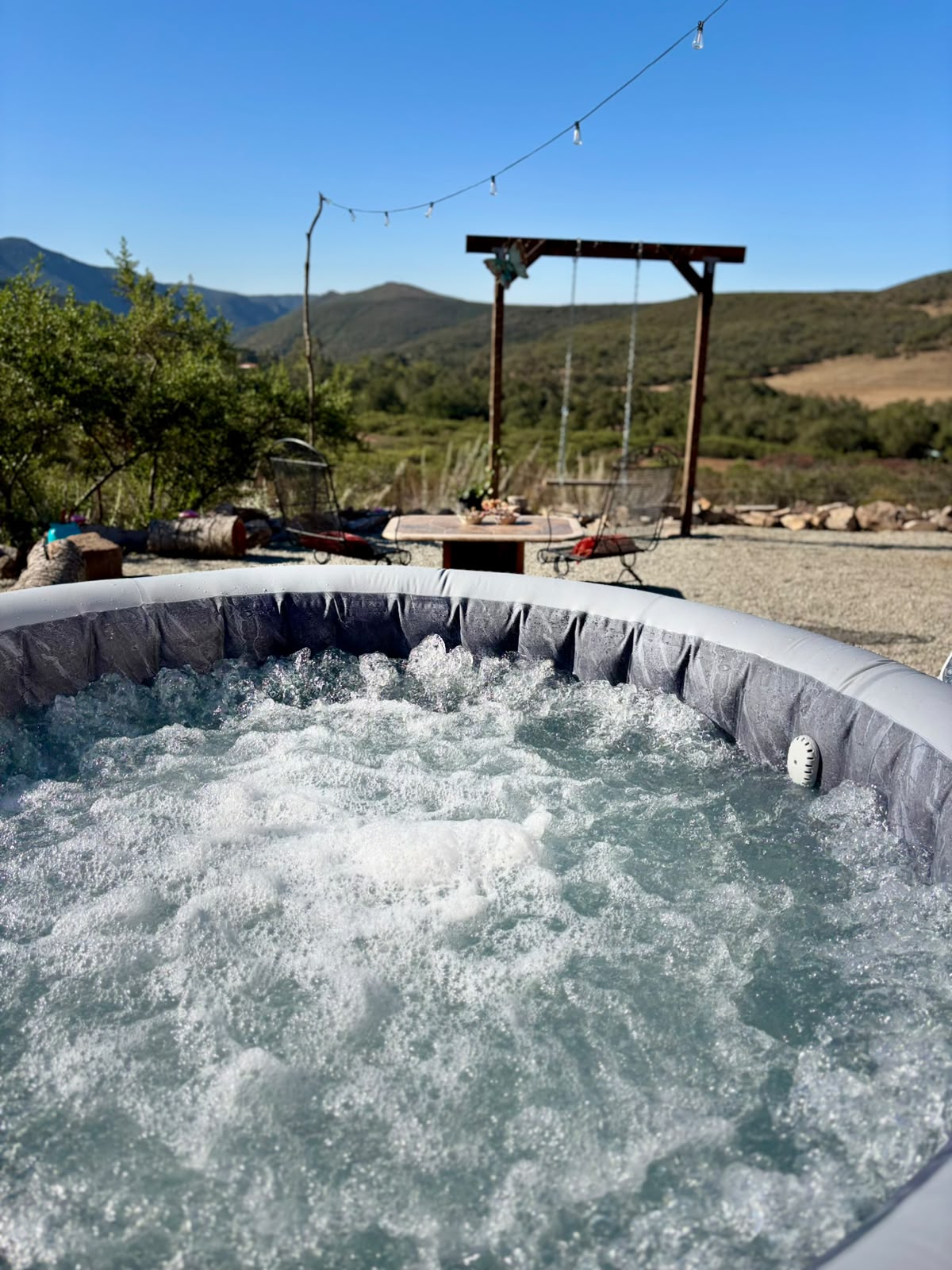 Jacuzzi con vista a las montañas